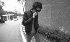 何姓谐音好听又有深意的名字 姓何男孩名字高贵 何姓谐音好听又有深意的名字 姓何男孩名字高贵