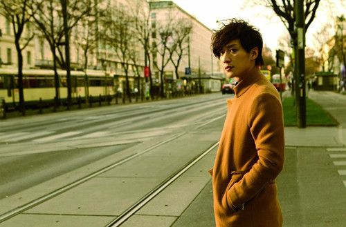 韩四个字名字男孩