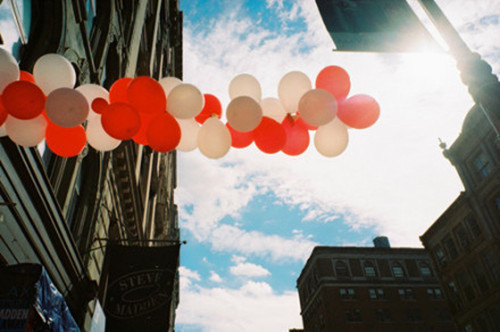 2022出生男宝命里缺金取名 要求充满诗意